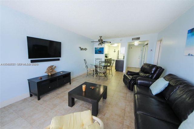 2350 NE 135th St 507, North Miami, FL 33181