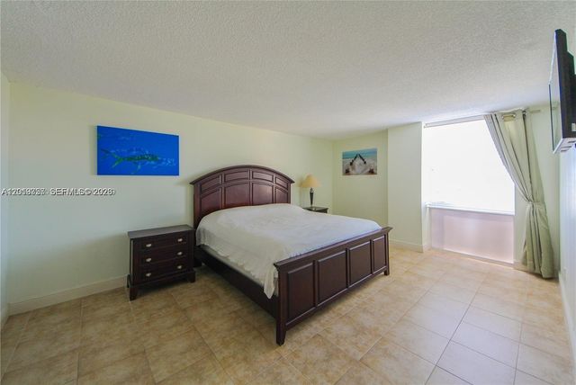 2350 NE 135th St 507, North Miami, FL 33181