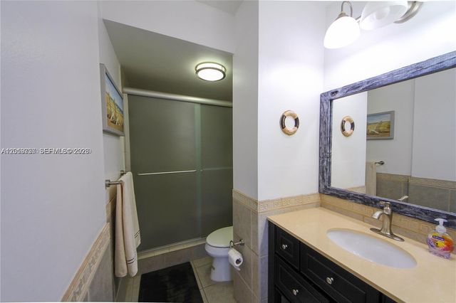 2350 NE 135th St 507, North Miami, FL 33181