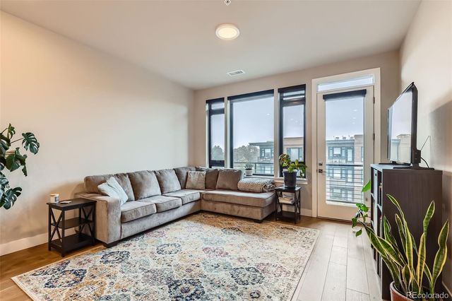 6618 E Lowry Boulevard 307, Denver, CO 80230