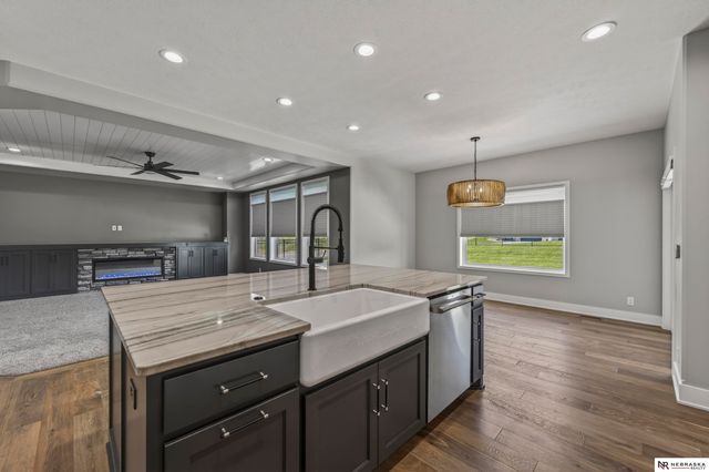 11503 S 115th Street, Papillion, NE 68046