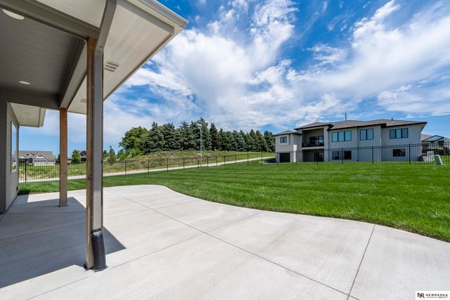 11503 S 115th Street, Papillion, NE 68046