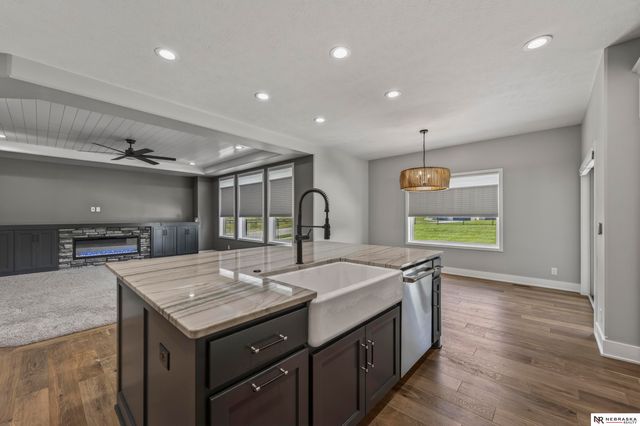 11503 S 115th Street, Papillion, NE 68046