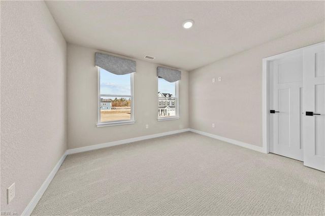 420 Stoney Mist WAY, Chesapeake, VA 23322