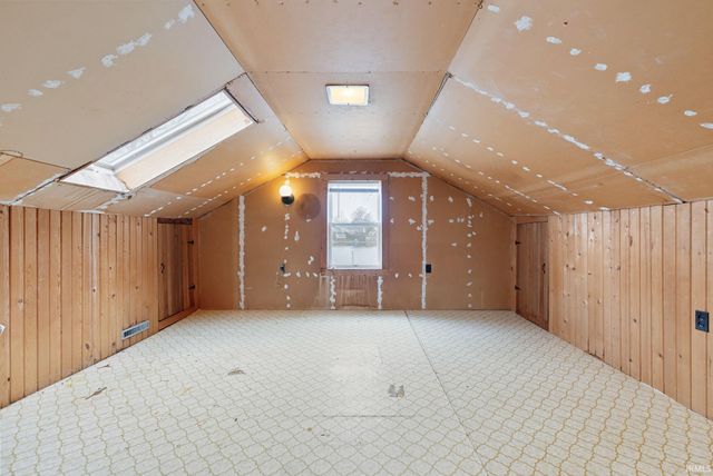 99 EMS B42 Lane, Leesburg, IN 46538