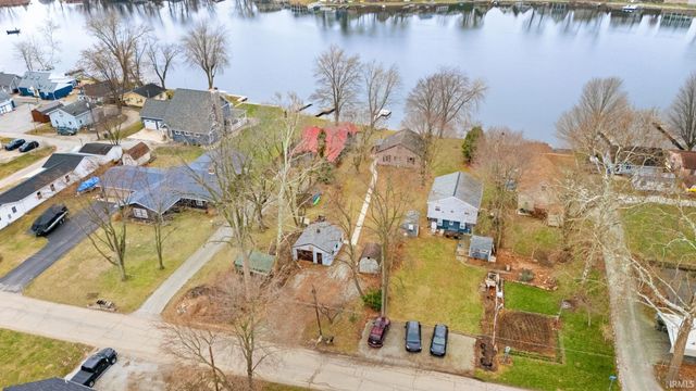 99 EMS B42 Lane, Leesburg, IN 46538