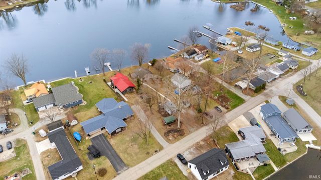 99 EMS B42 Lane, Leesburg, IN 46538