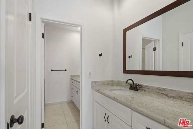 521 Montana Avenue 215, Santa Monica, CA 90403
