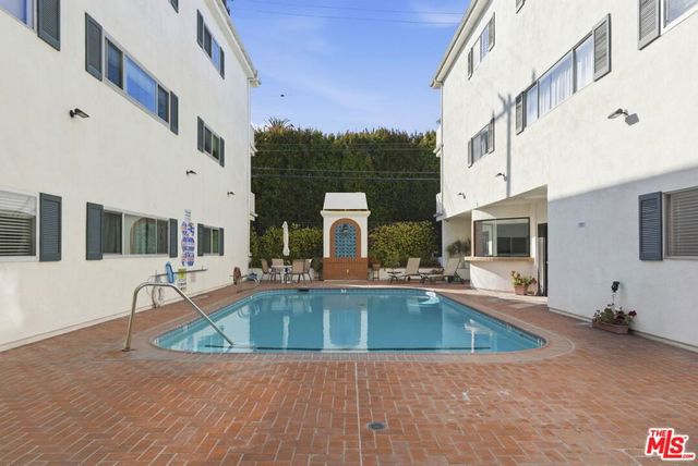 521 Montana Avenue 215, Santa Monica, CA 90403
