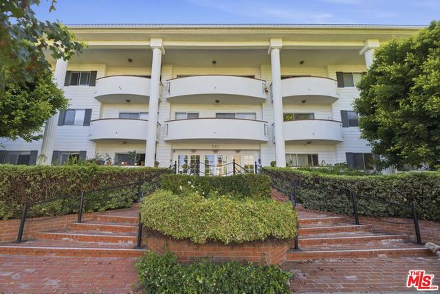 521 Montana Avenue 215, Santa Monica, CA 90403