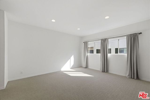 521 Montana Avenue 215, Santa Monica, CA 90403