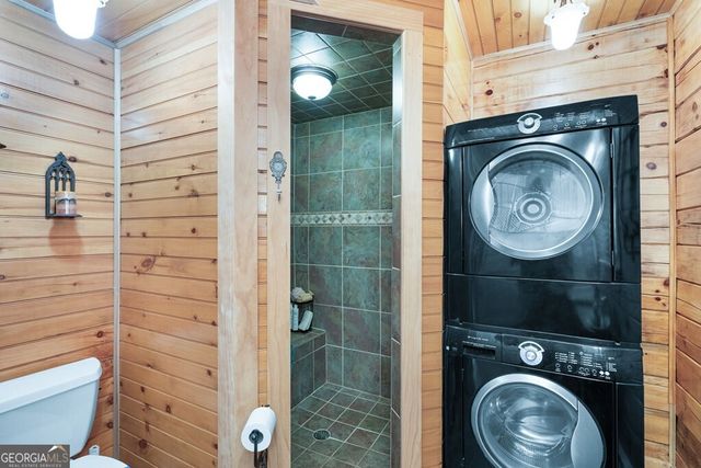 488 Smith Road, Brasstown, NC 28902