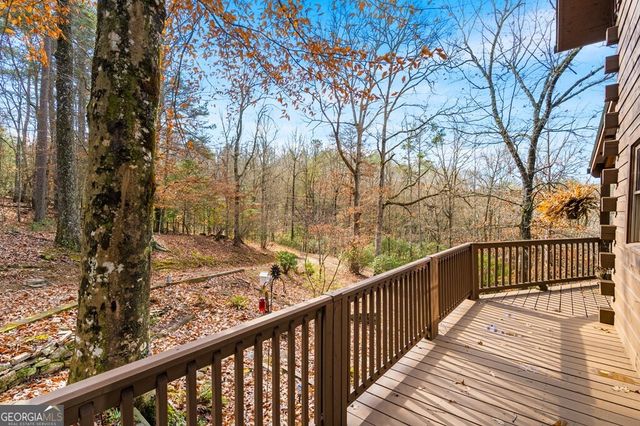 488 Smith Road, Brasstown, NC 28902