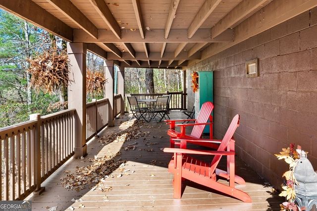 488 Smith Road, Brasstown, NC 28902