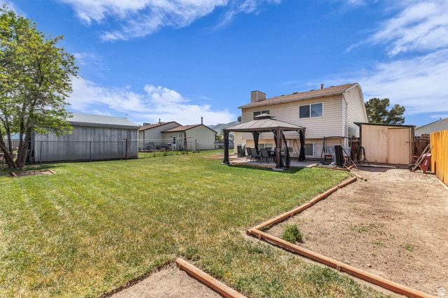 2943 S DALESEND DR, Magna, UT 84044