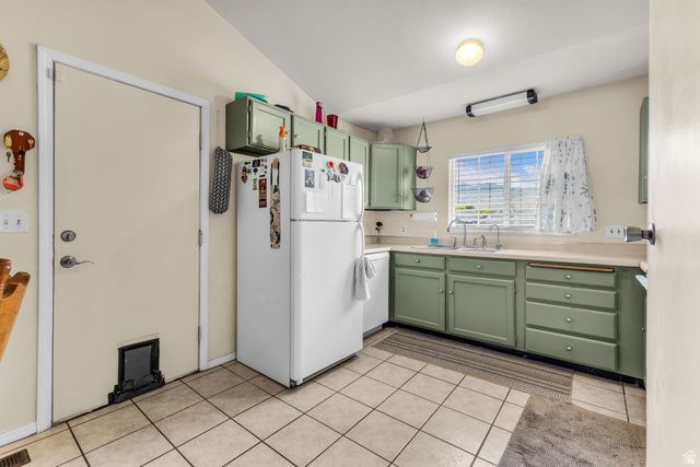 2943 S DALESEND DR, Magna, UT 84044