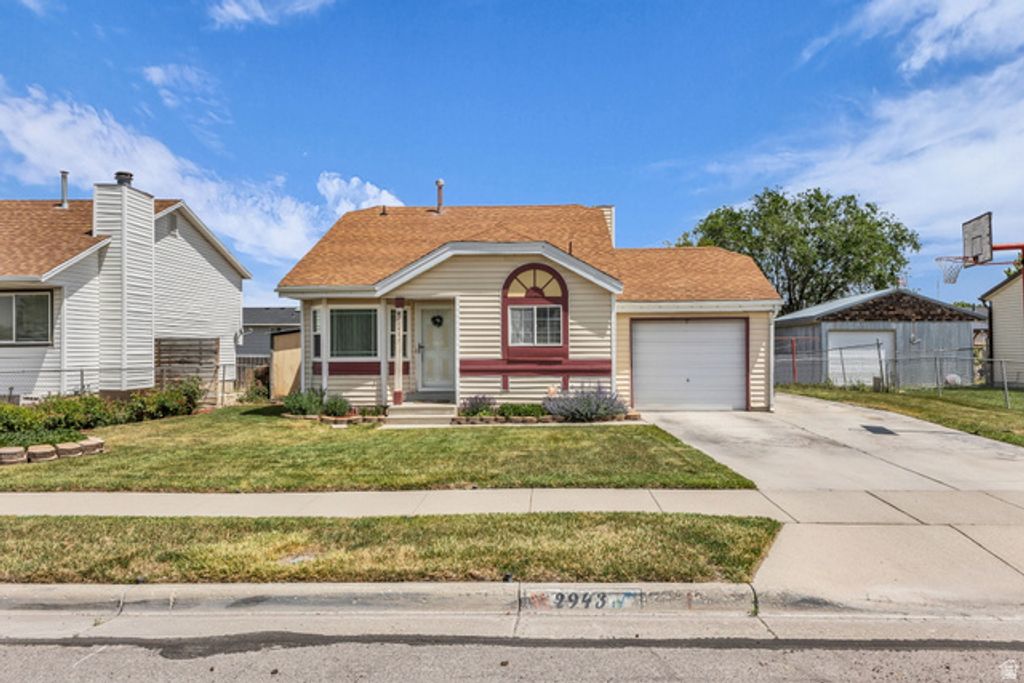 2943 S DALESEND DR, Magna, UT 84044