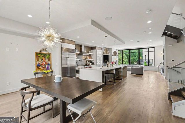 904 Lenox Boulevard NE, Atlanta, GA 30324