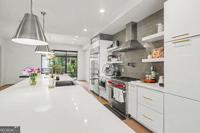 904 Lenox Boulevard NE, Atlanta, GA 30324
