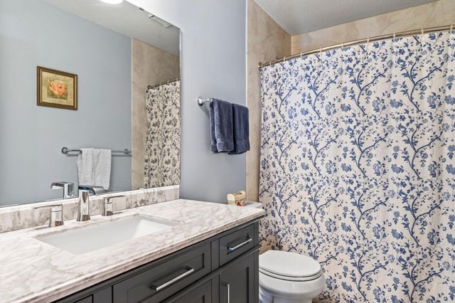 3737 Arlington Lane SE, Rochester, MN 55904