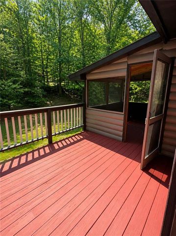 2261 Paradise Valley Road, Cleveland, GA 30528