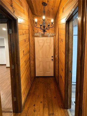 2261 Paradise Valley Road, Cleveland, GA 30528