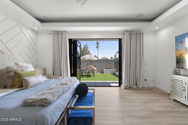 1807 E CAMPBELL Avenue, Phoenix, AZ 85016