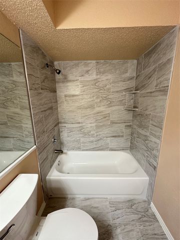 638 Grinnell Drive, Garland, TX 75043