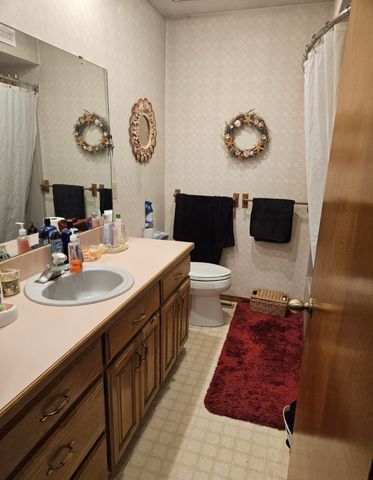 3459 West Camelot Street, Springfield, MO 65807
