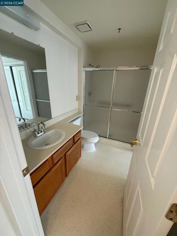 1860 TICE CREEK DR 1442, Walnut Creek, CA 94595