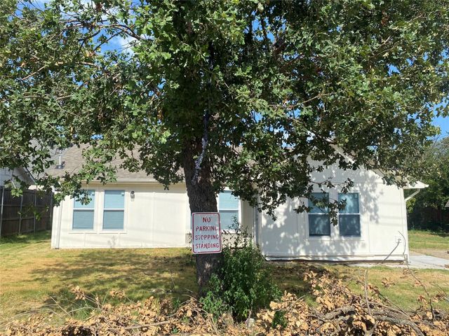 1206 Redbud Street, Little Elm, TX 75068