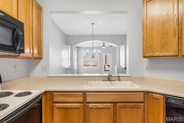 2229 Hawks Landing Drive, Lake St Louis, MO 63367