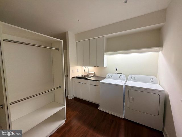 4 ROBIN RD, Stafford, VA 22554