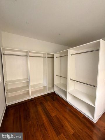 4 ROBIN RD, Stafford, VA 22554