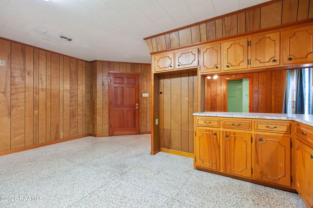 103 Saint Bernadette Drive, Lafayette, LA 70507