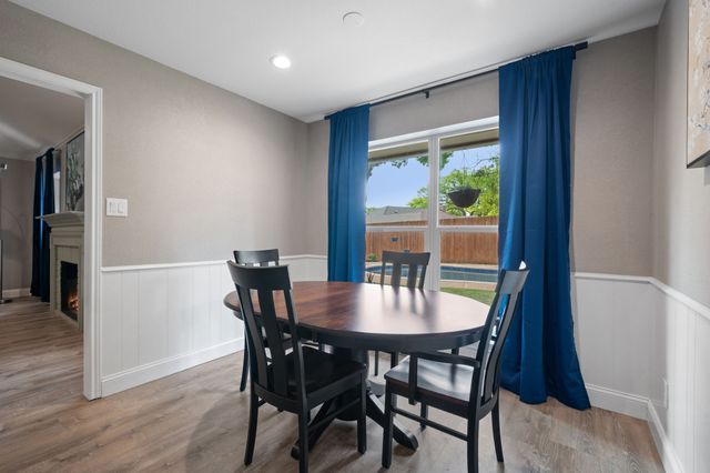 1814 Lakeridge Drive, Weatherford, TX 76087