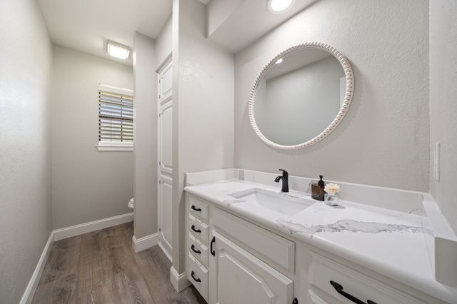 1814 Lakeridge Drive, Weatherford, TX 76087