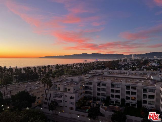 2700 Neilson Way 1129, Santa Monica, CA 90405