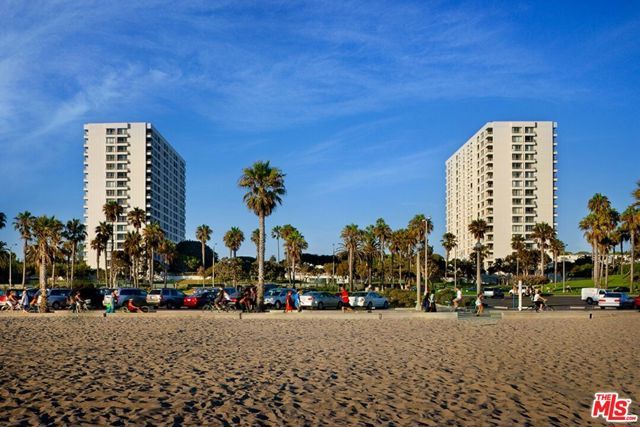 2700 Neilson Way 1129, Santa Monica, CA 90405