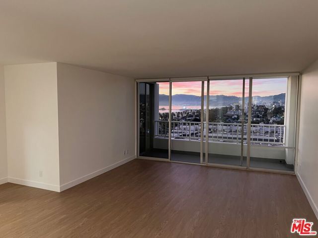 2700 Neilson Way 1129, Santa Monica, CA 90405