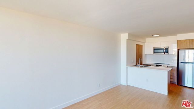 2700 Neilson Way 1129, Santa Monica, CA 90405