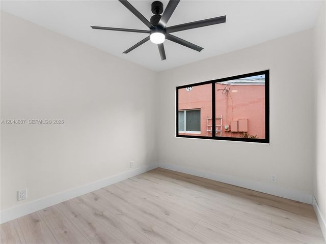 801 S Palmway, Lake Worth, FL 33460