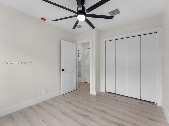 801 S Palmway, Lake Worth, FL 33460