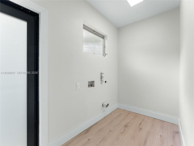 801 S Palmway, Lake Worth, FL 33460