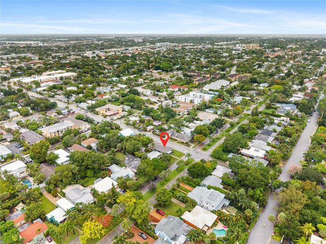 801 S Palmway, Lake Worth, FL 33460