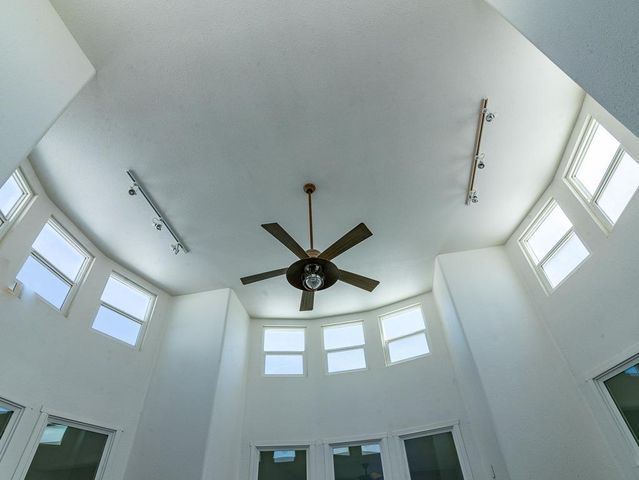 9883 Hernandez Dr, La Grange, CA 95329