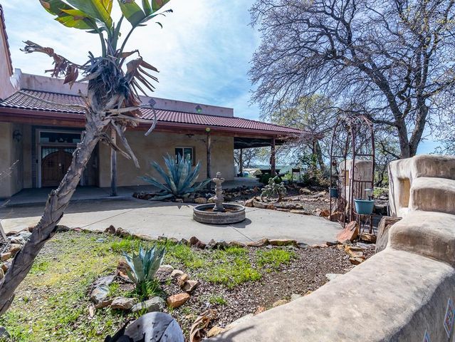 9883 Hernandez Dr, La Grange, CA 95329