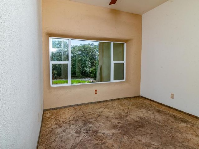 9883 Hernandez Dr, La Grange, CA 95329