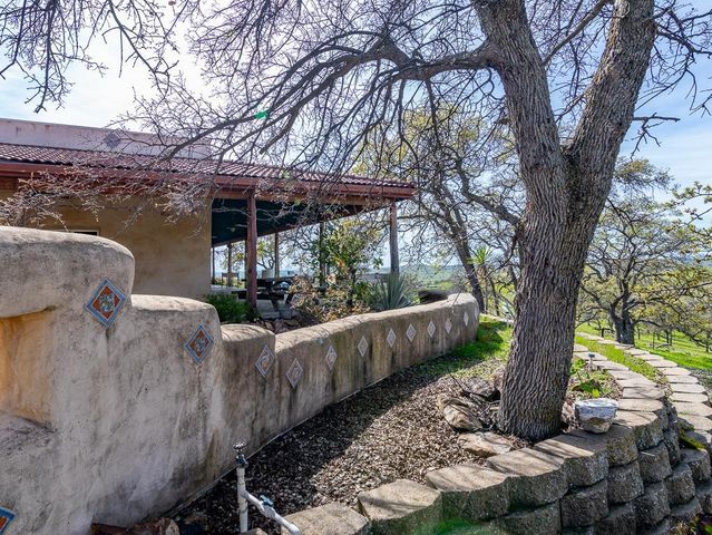 9883 Hernandez Dr, La Grange, CA 95329