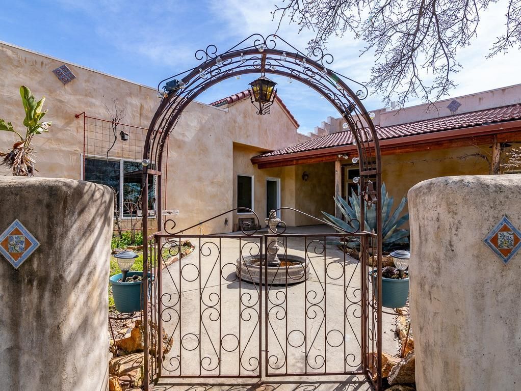 9883 Hernandez Dr, La Grange, CA 95329